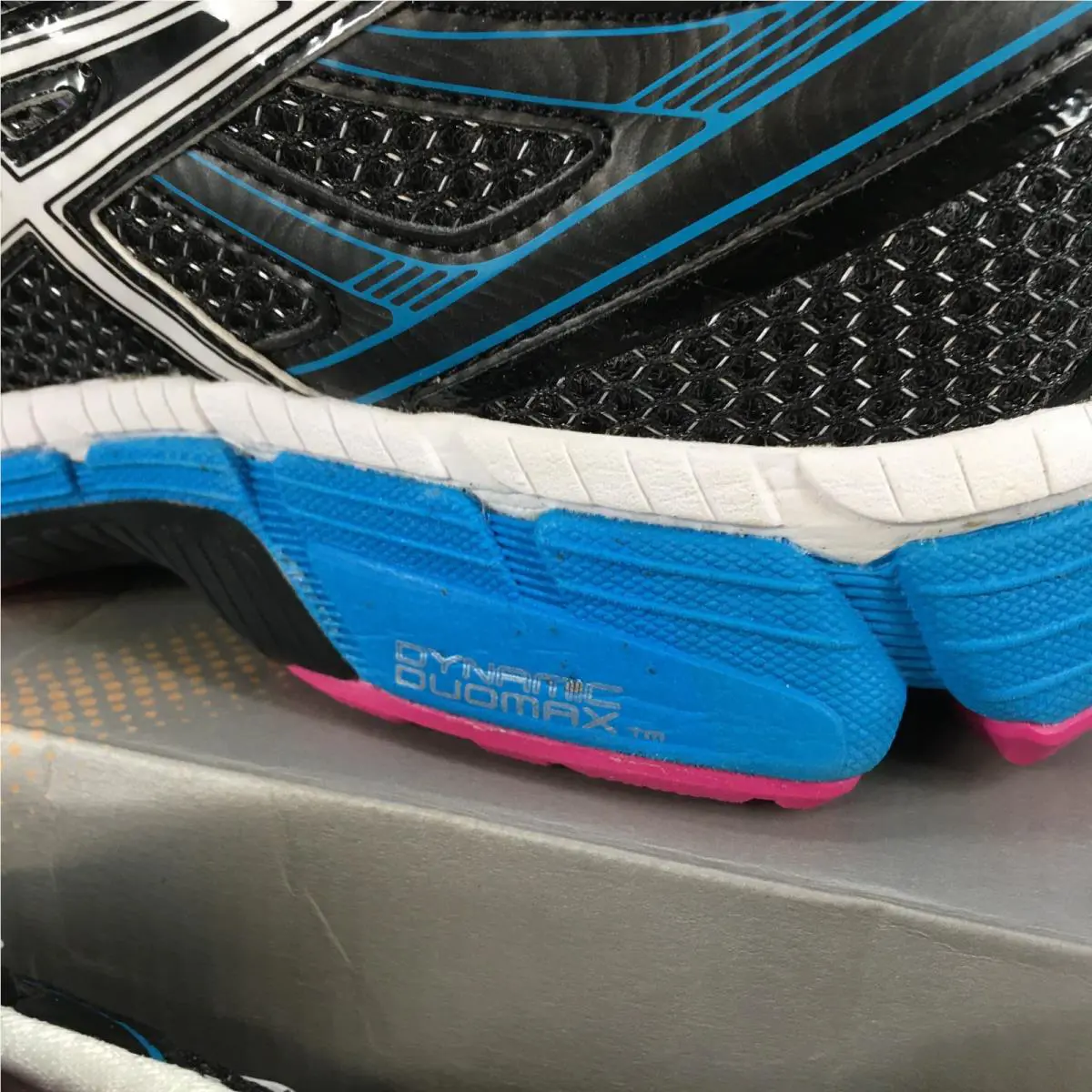 Asics shoes - ASICS GT-2000 - Black 2