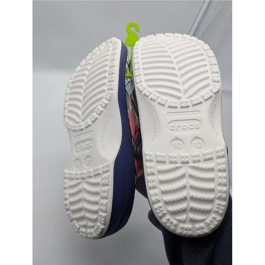 Crocs shoes - Crocs Classic - Classic - Pink (UPC: 198445229015) 1