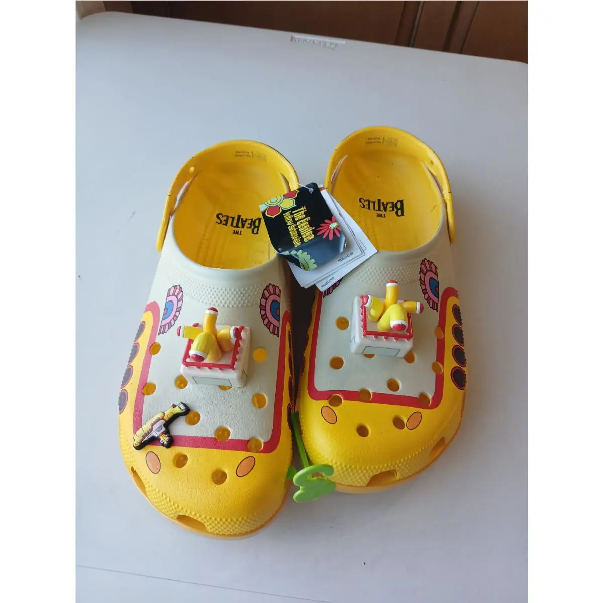 Crocs shoes - Crocs Classic Clog - Classic Clog - Yellow 2