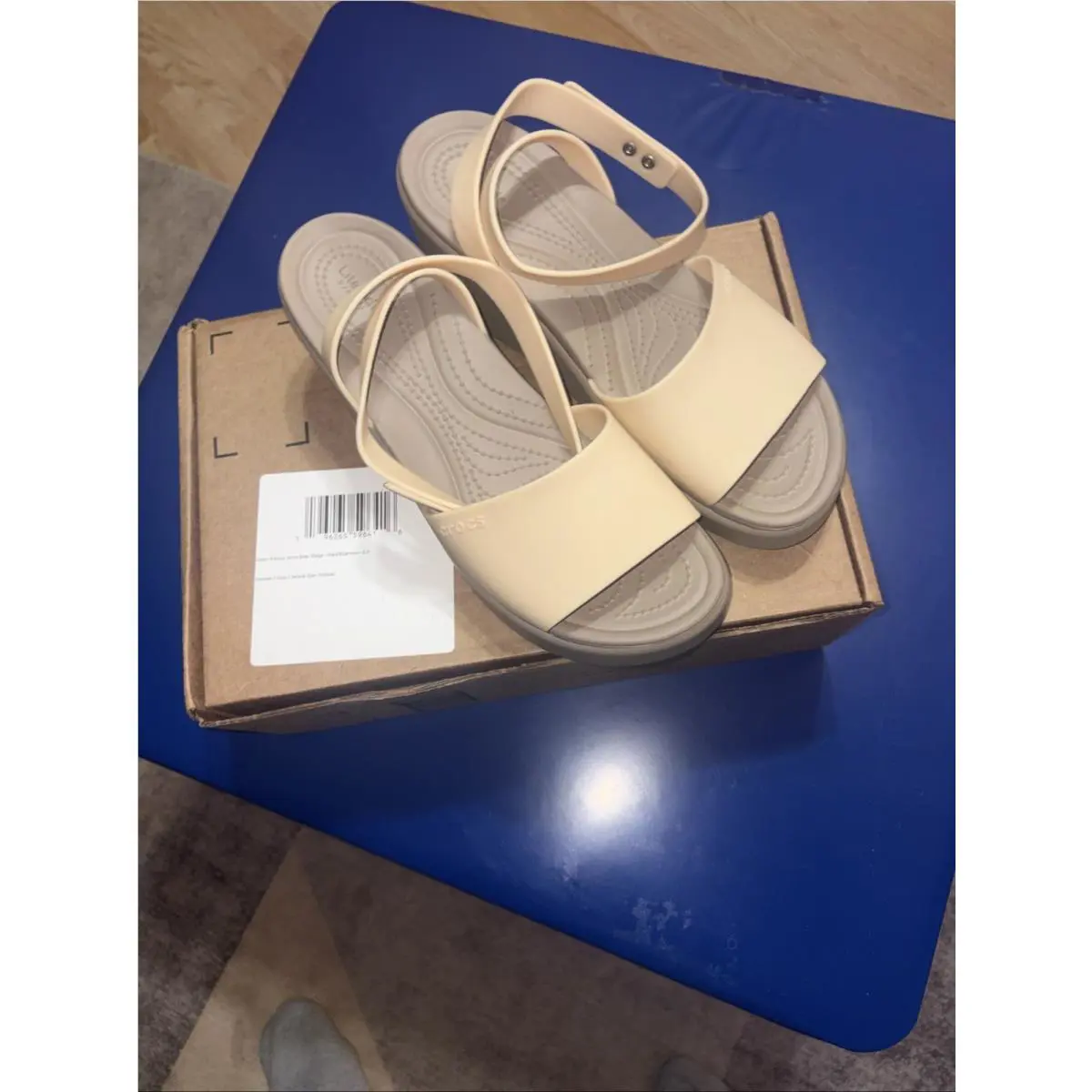 Crocs Women`s Brooklyn Strappy Wedge sz 9 Tan