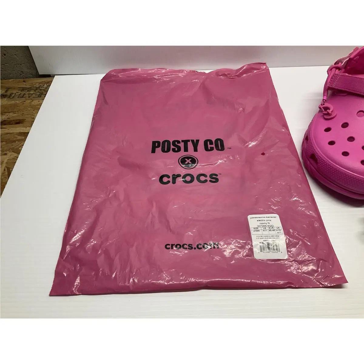 Crocs shoes - Pink 4