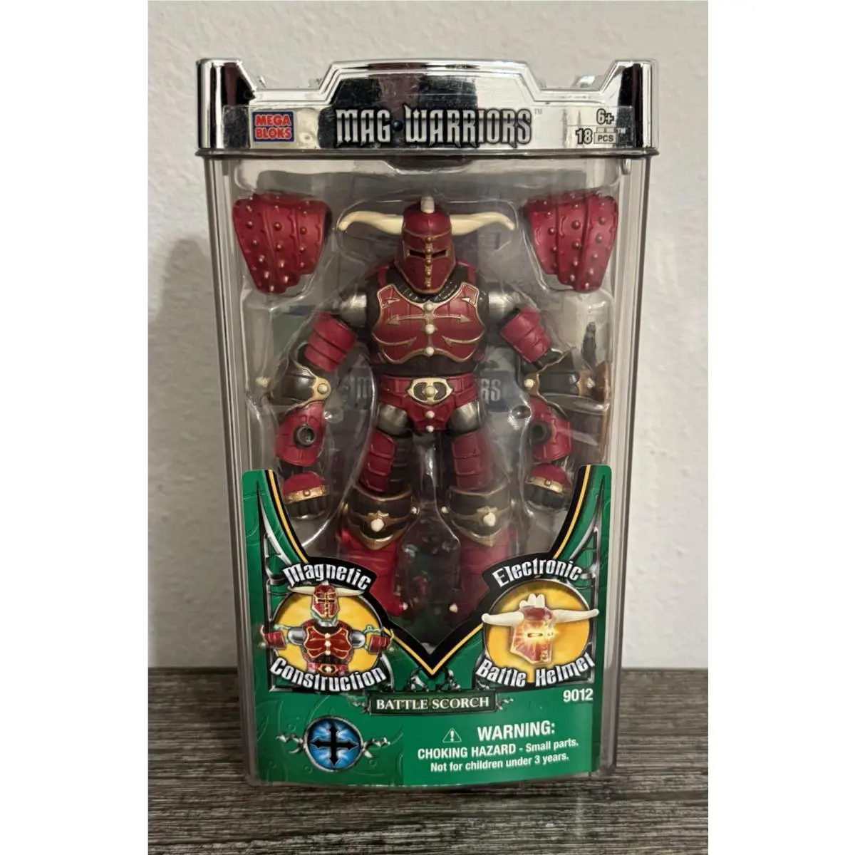 Mega Bloks Mag Warriors Battle Scorch Magnetic Construction Toy Figure 9012