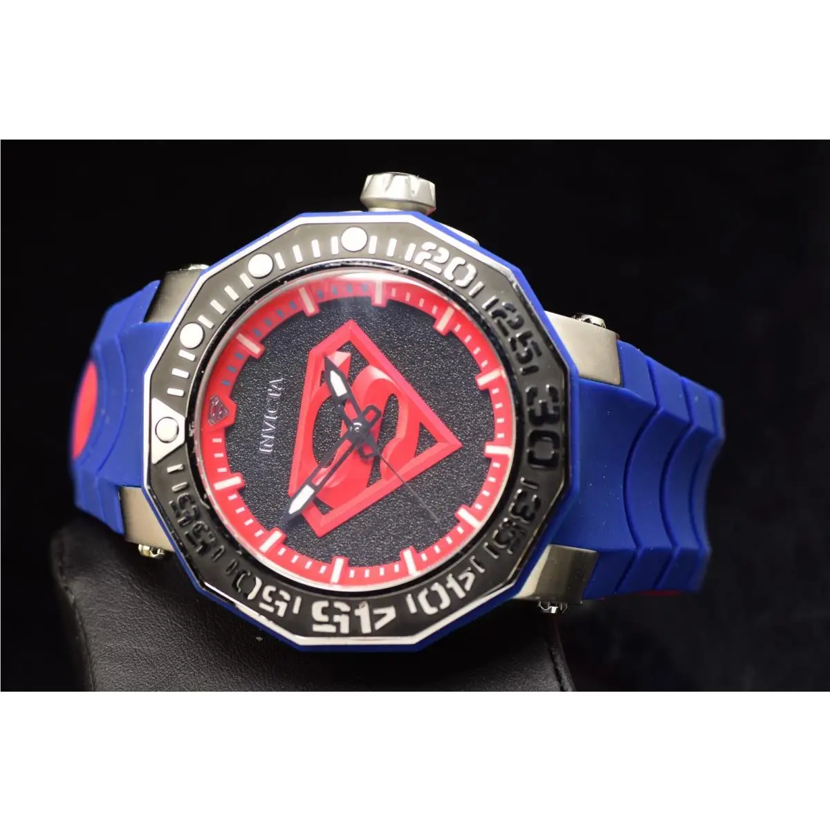 Invicta Men`s DC Comics Superman Automatic L.e Black Dial Red/blue SS Watch