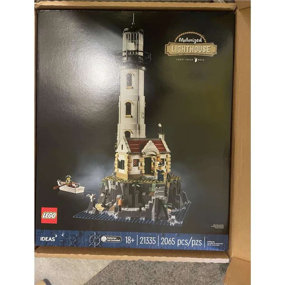 Lego Ideas 21335 Motorized Lighthouse 2065 Pieces / Package