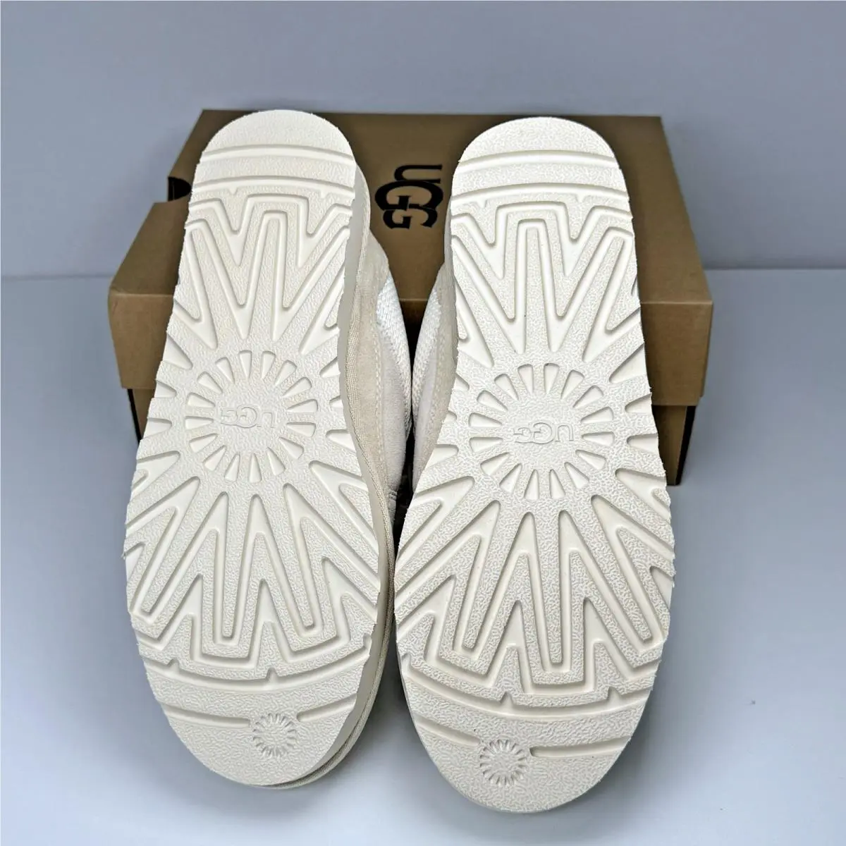 UGG shoes - UGG Lowmel - Lowmel - 1168890 - Beige 3