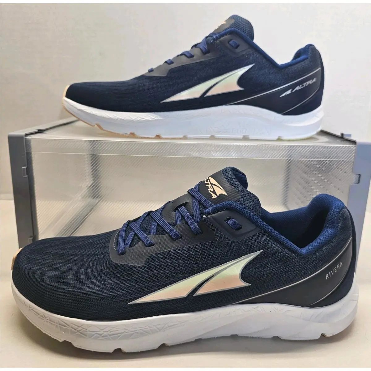 Altra Women`s Navy/white W Rivera Running Sneakers Size 11 M