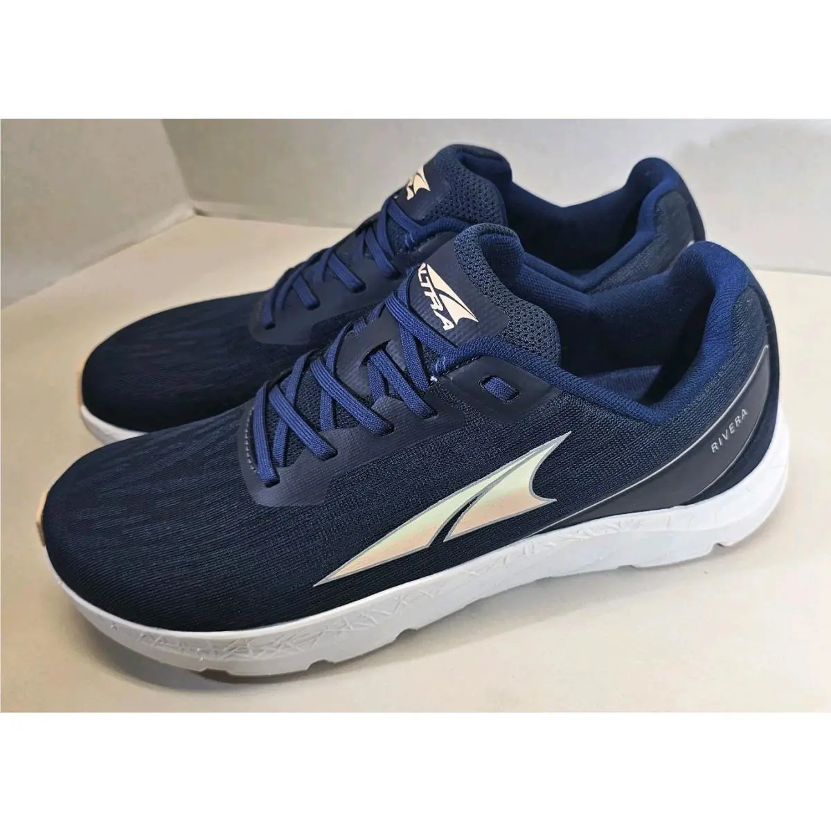 Altra shoes - Altra Rivera - Rivera - AL0A4VQV445 - Navy/White 2