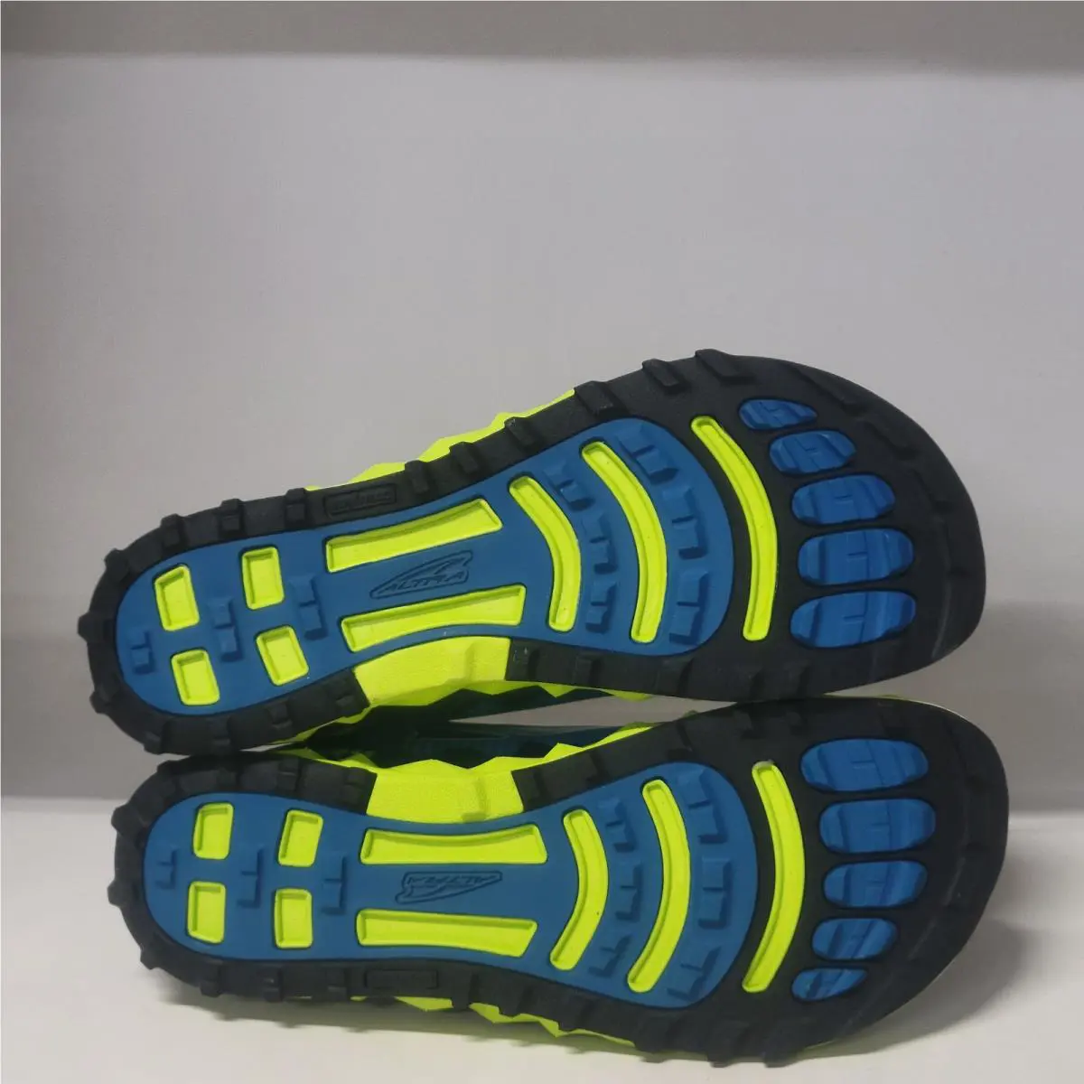 Altra shoes - Altra Superior 4 - Superior - ALM1953G-0 - Blue/Lime (UPC: 0194905435675) 6