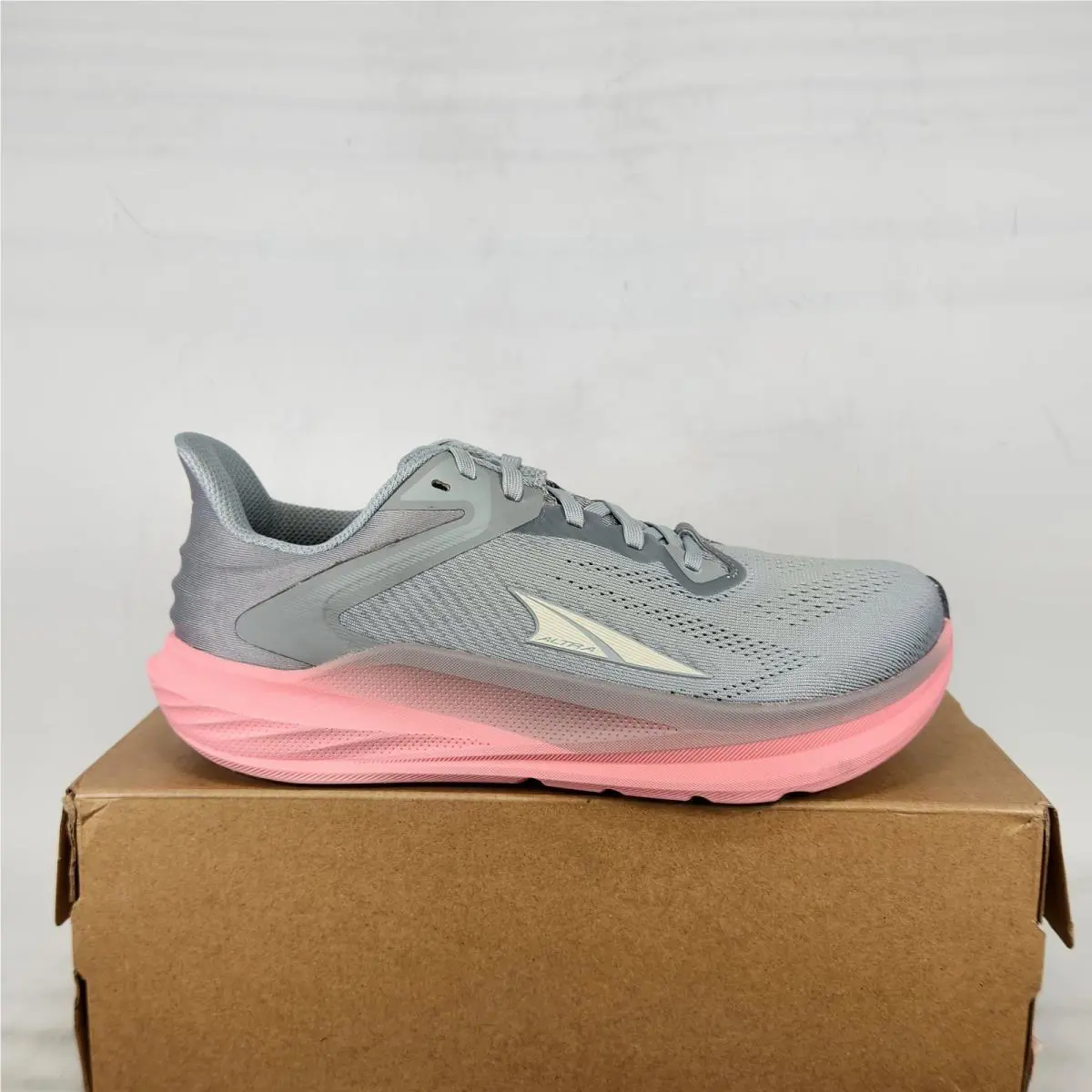 7.5 Women - Altra Torin 8 Barefoot Running - Gray / Pink