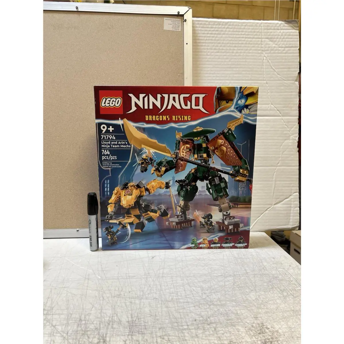 Lego Ninjagos Dragons Rising 71794 Lloyd and Arin`s Ninja Team Mechs