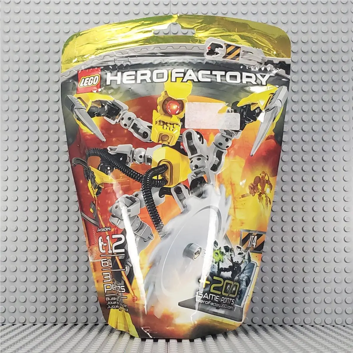 Lego - 6229 - XT4 - Hero Factory - Breakout - Retired / 2012 - Ships Fast