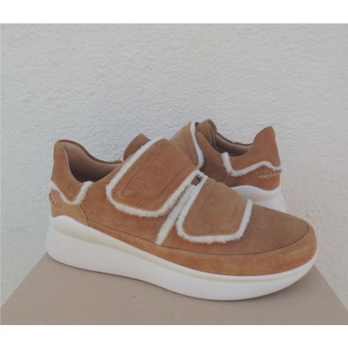Ugg Ashby Spill Seam Chestnut Suede Fashion Sneakers Women US 10/ Eur 41