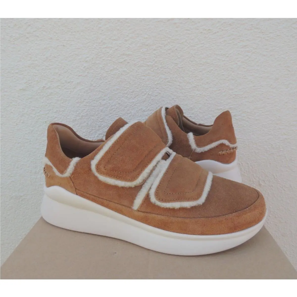 UGG shoes - UGG Ashby Spill Seam Sneaker - Chestnut (UPC: 191142705608) 4
