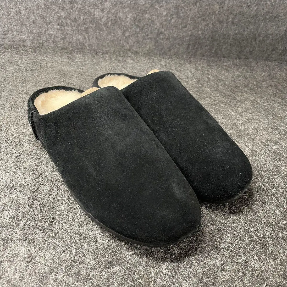 Ugg Elea Slip-on Slipper Women`s Size US 9 Black