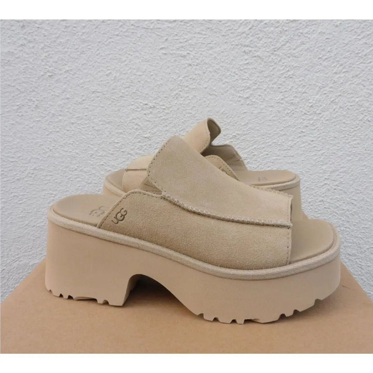 Ugg New Heights Slide Suede 2 Heights Slide Clog Platform Shoes Women US 9.5/ Eur 40.5
