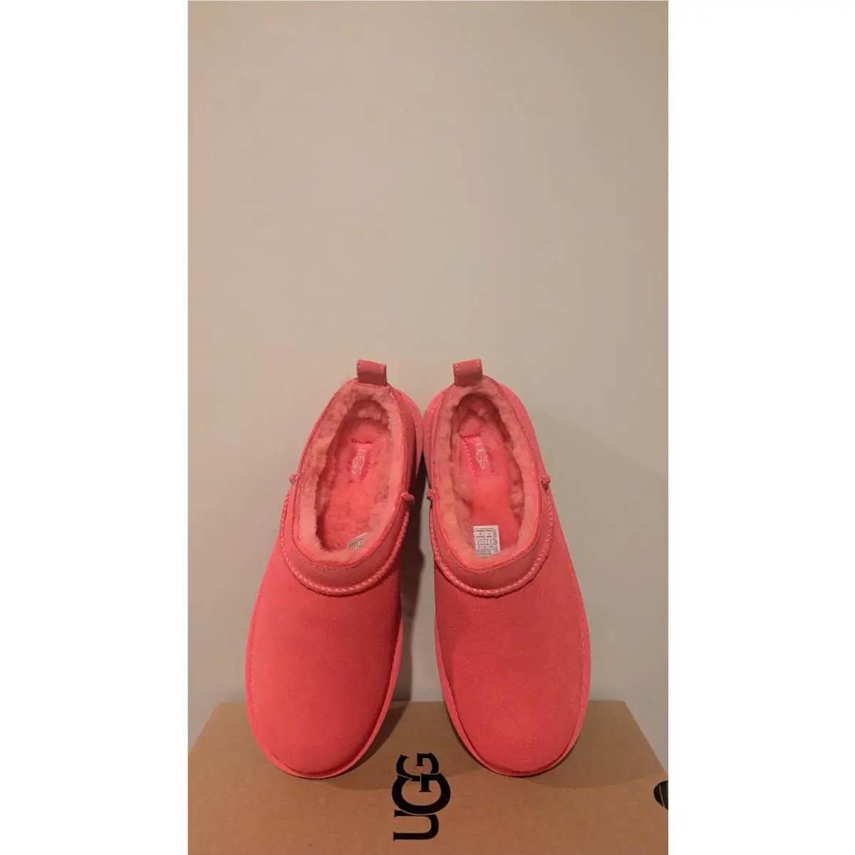 UGG shoes - pink bloom 1