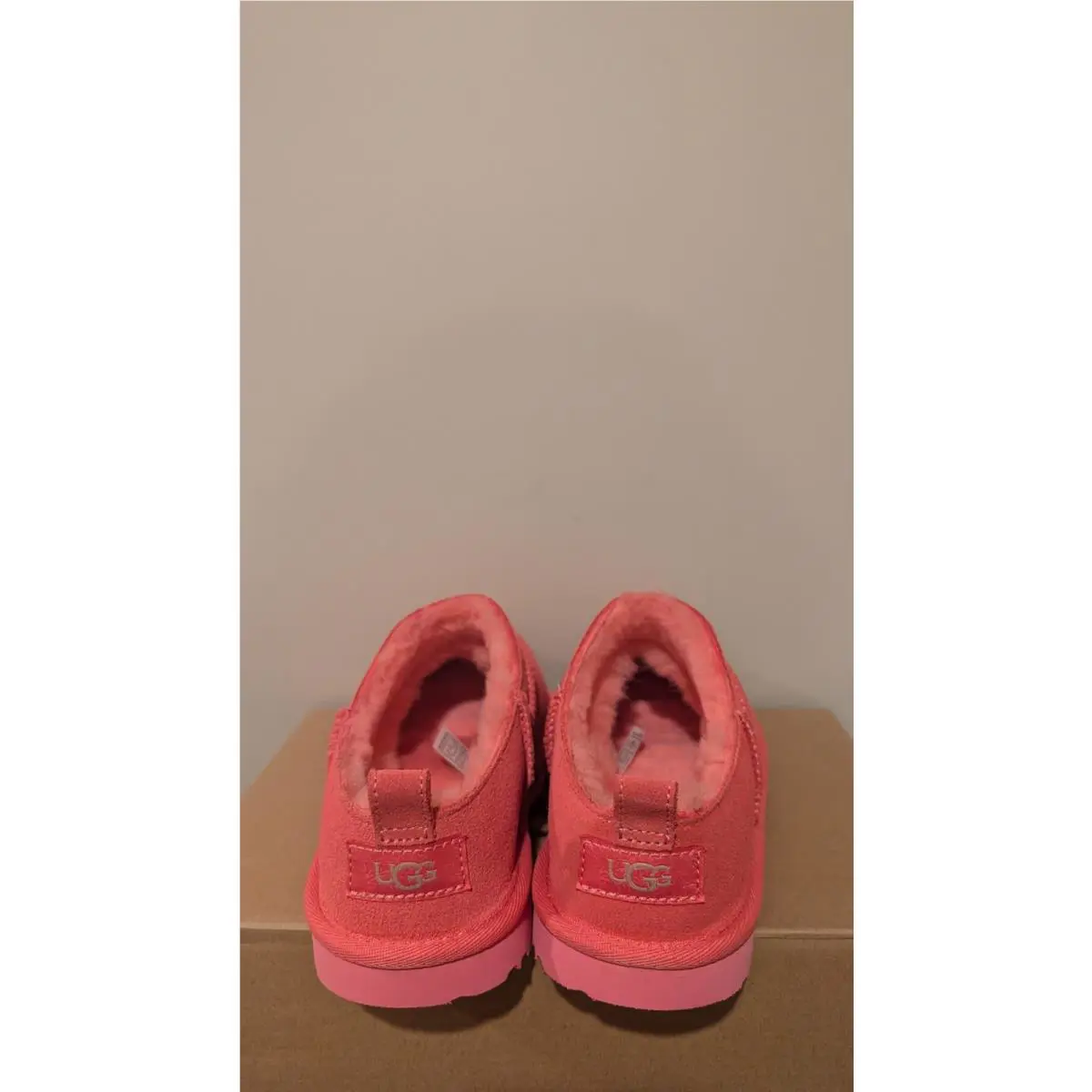 UGG shoes - pink bloom 2