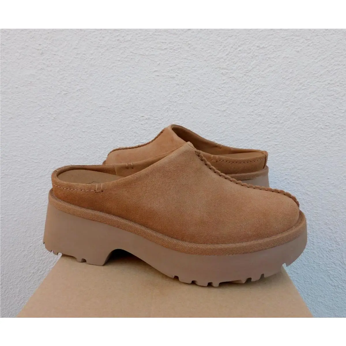 Ugg New Heights Clog Chestnut Suede 2 Heights Clog Platform Shoes Women US 8/ Eur 39