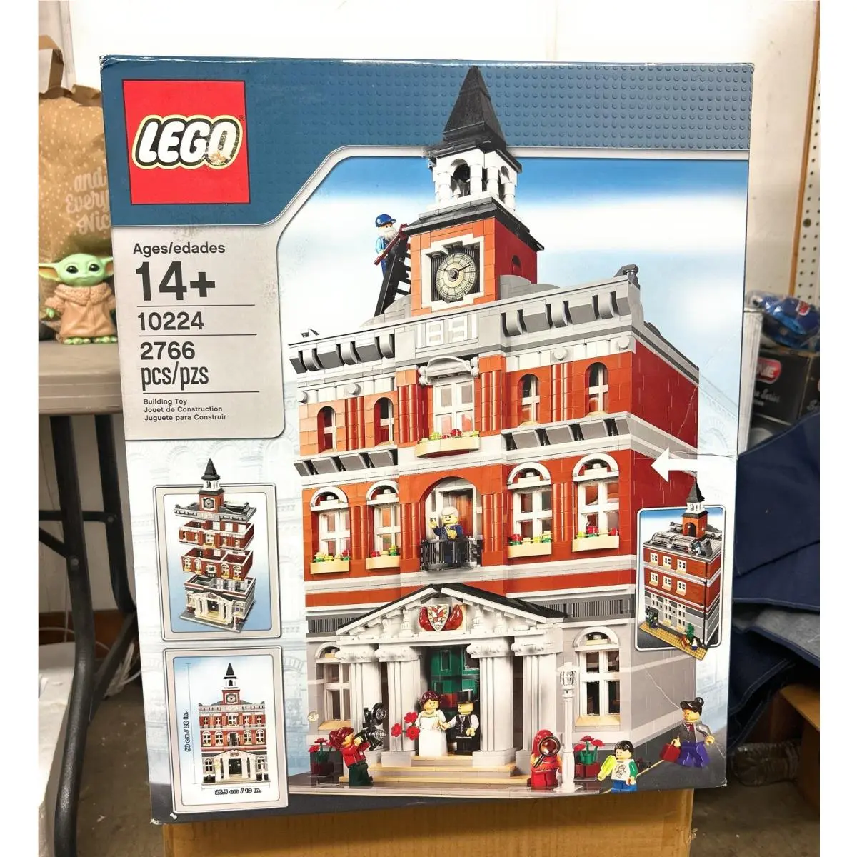Lego Creator Expert Town Hall 10224 Retired