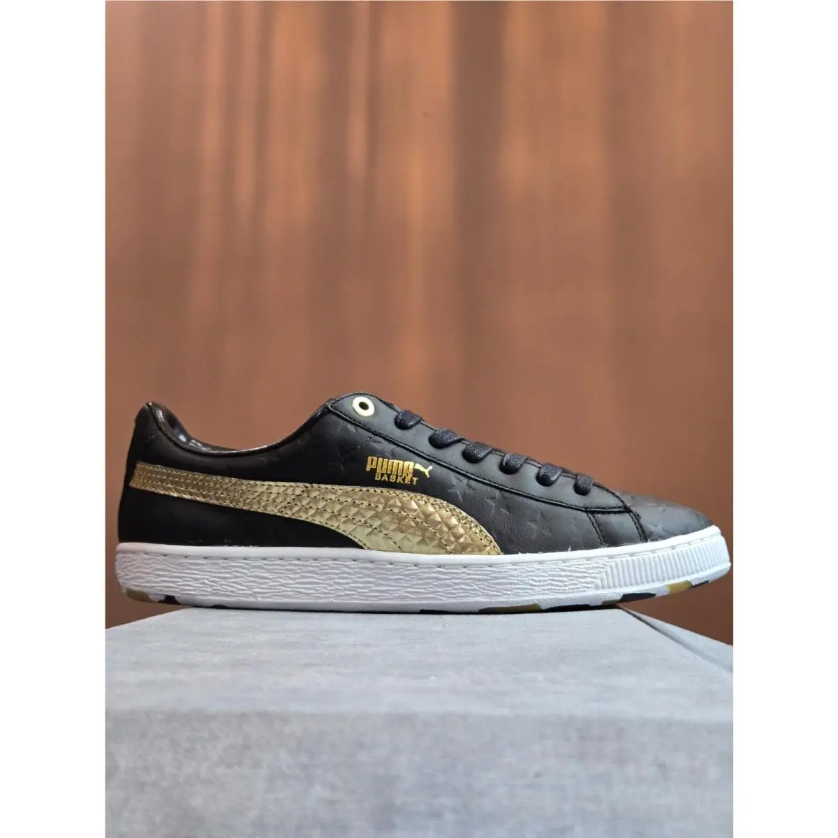 Puma x Villa Collab Basket The Gatsby 9.5M Rare Collector`s Sneaker
