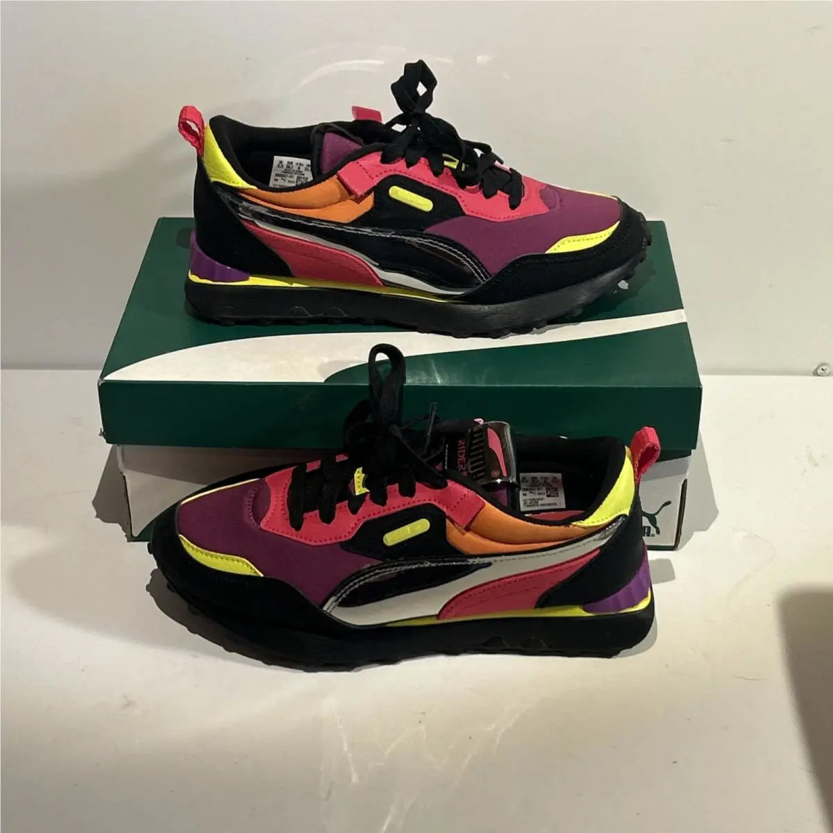 Puma Rider FV Ski Club Shoes Women`s Size 8 Multicolor Athletic Low Top