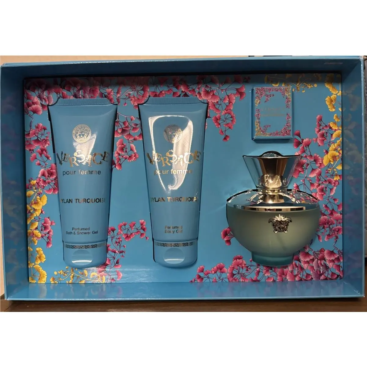 Dylan Turquoise by Versace Women`s 4 Pcs Gift Set: 3.4+0.17 EDT+3.4 S.gel+body