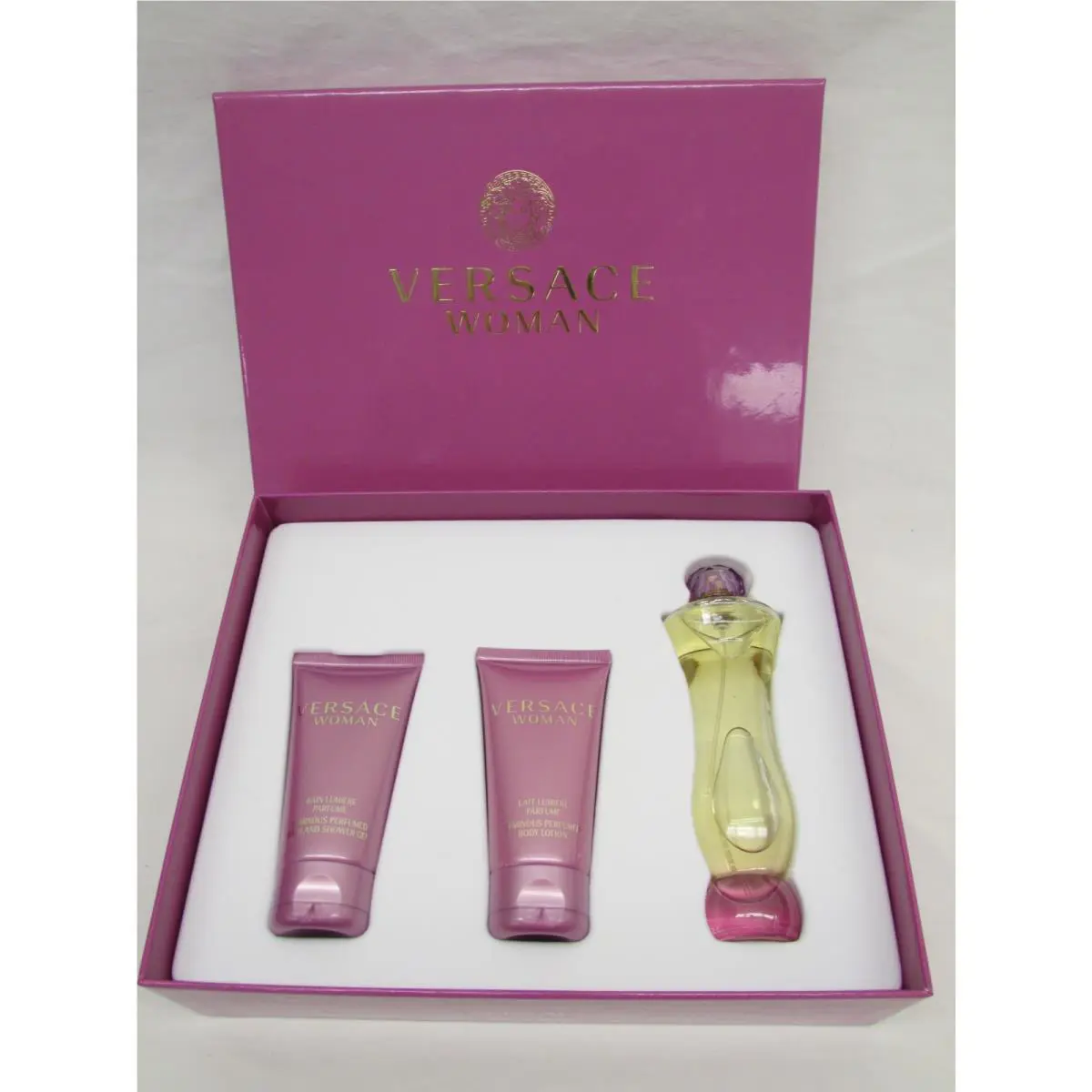 Versace Woman Fragrance and Body Lotion Gift Set 1.7oz Eau de Parfum