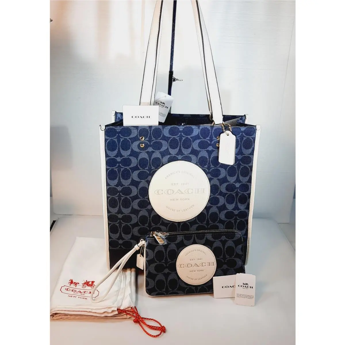 Coach Signature Tote Bag Wristlet -dempsey Denim Jacquard W/patch
