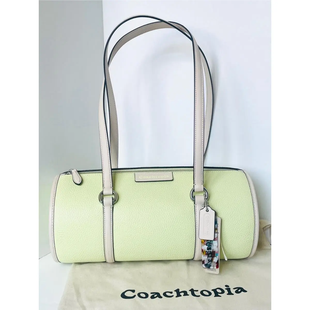 Coach Coachtopia Barrel Bag CT382 Pale Lime Cloud Leather Medium Zip