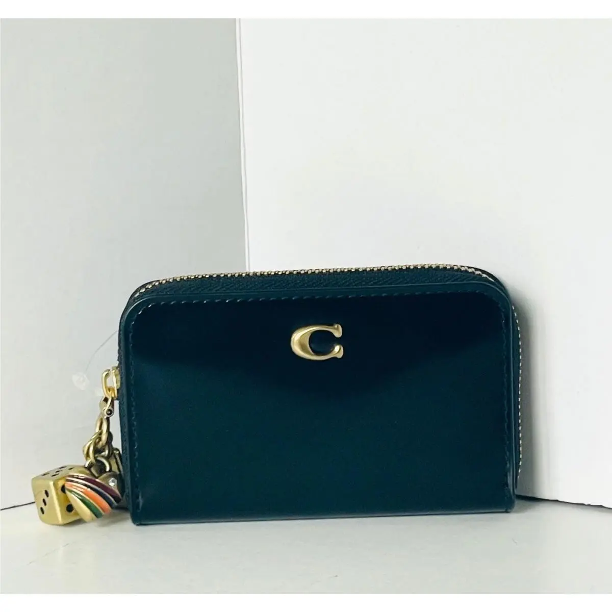 Coach Essential Small Zip Around Wallet CCD82 Black Spazzolato Charms