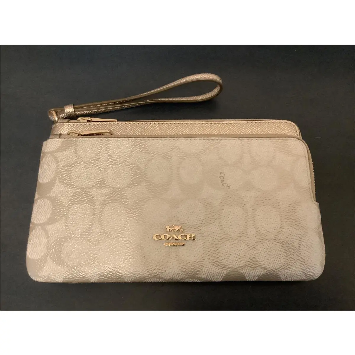 Coach Double Zip Wallet In Signature Canvas CW968 Gold/champagne Multi