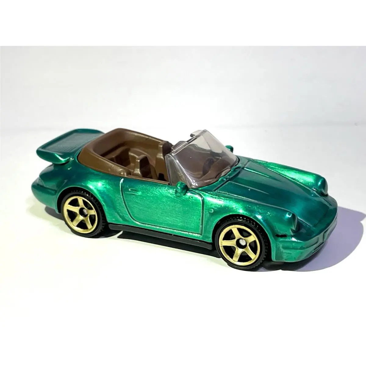 Hot Wheels Porsche 911 Turbo Cabriolet Custom Made Spectraflame Green