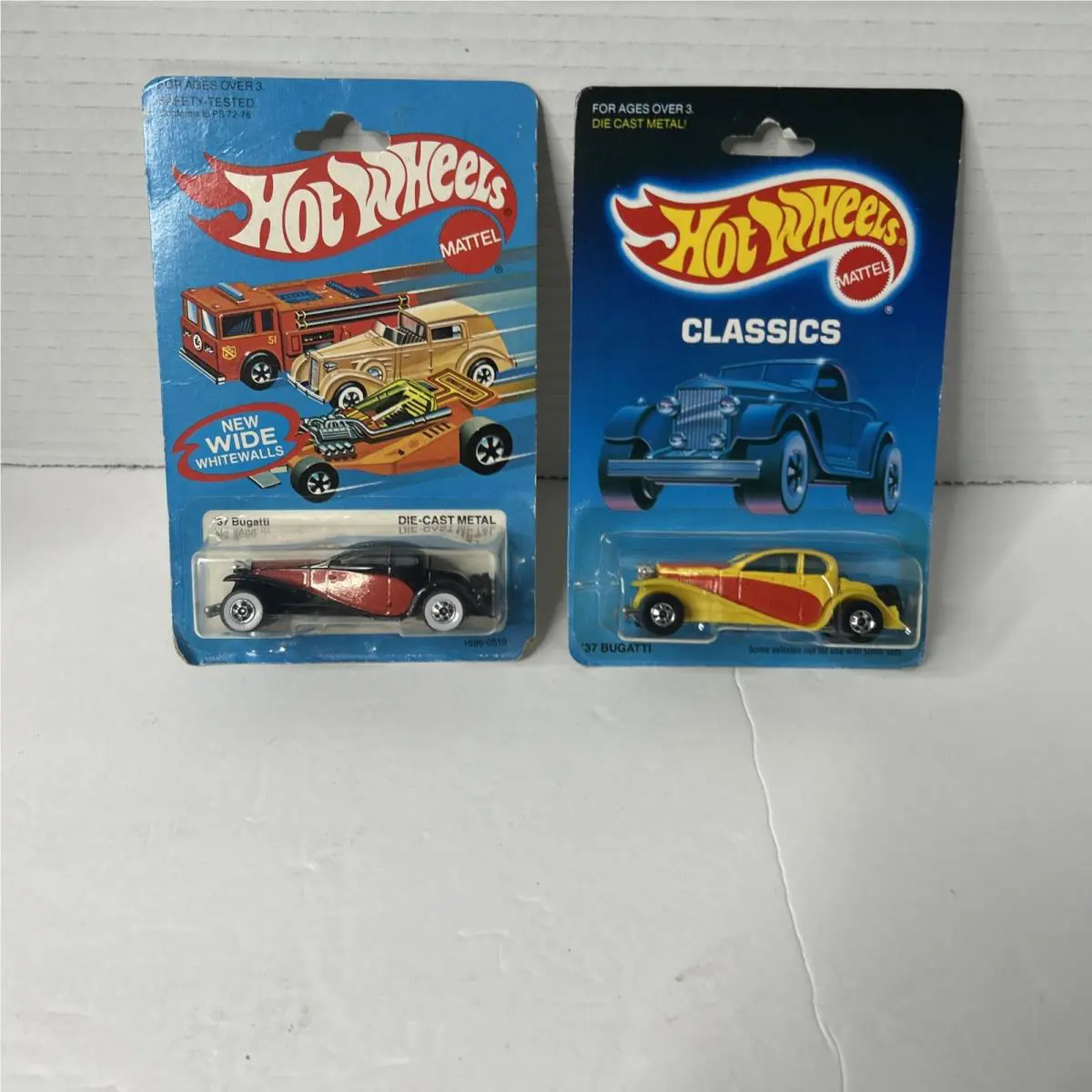 2 Hot Wheels 1937 Bugattis Carded From 1982 1988