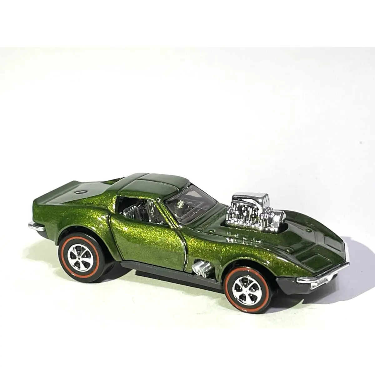 Hot Wheels Custom Made Redline `68 Gas Monkey Corvette Olive Green Metallic