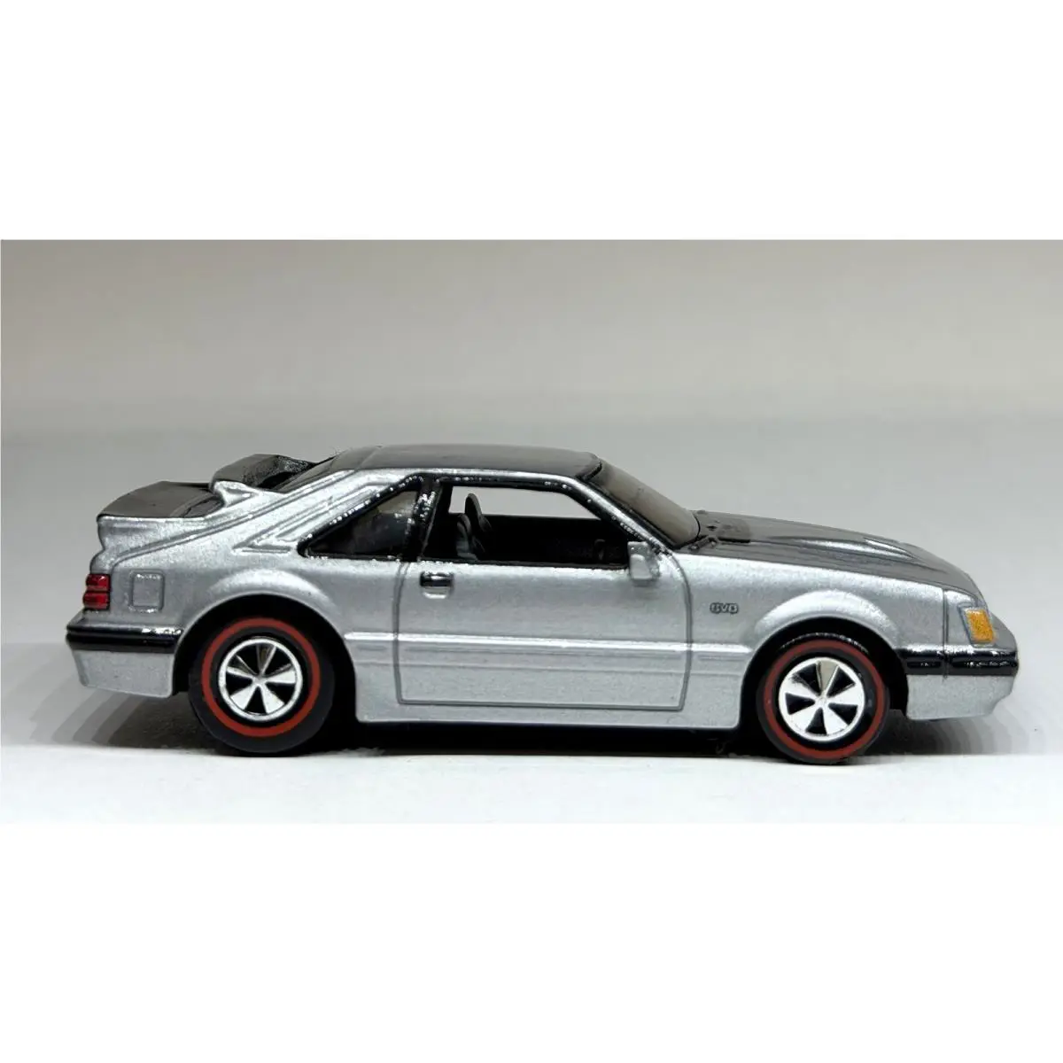 Hot Wheels 1984 Custom Made Redline Ford Mustang Svo Silver Diecast 1:64
