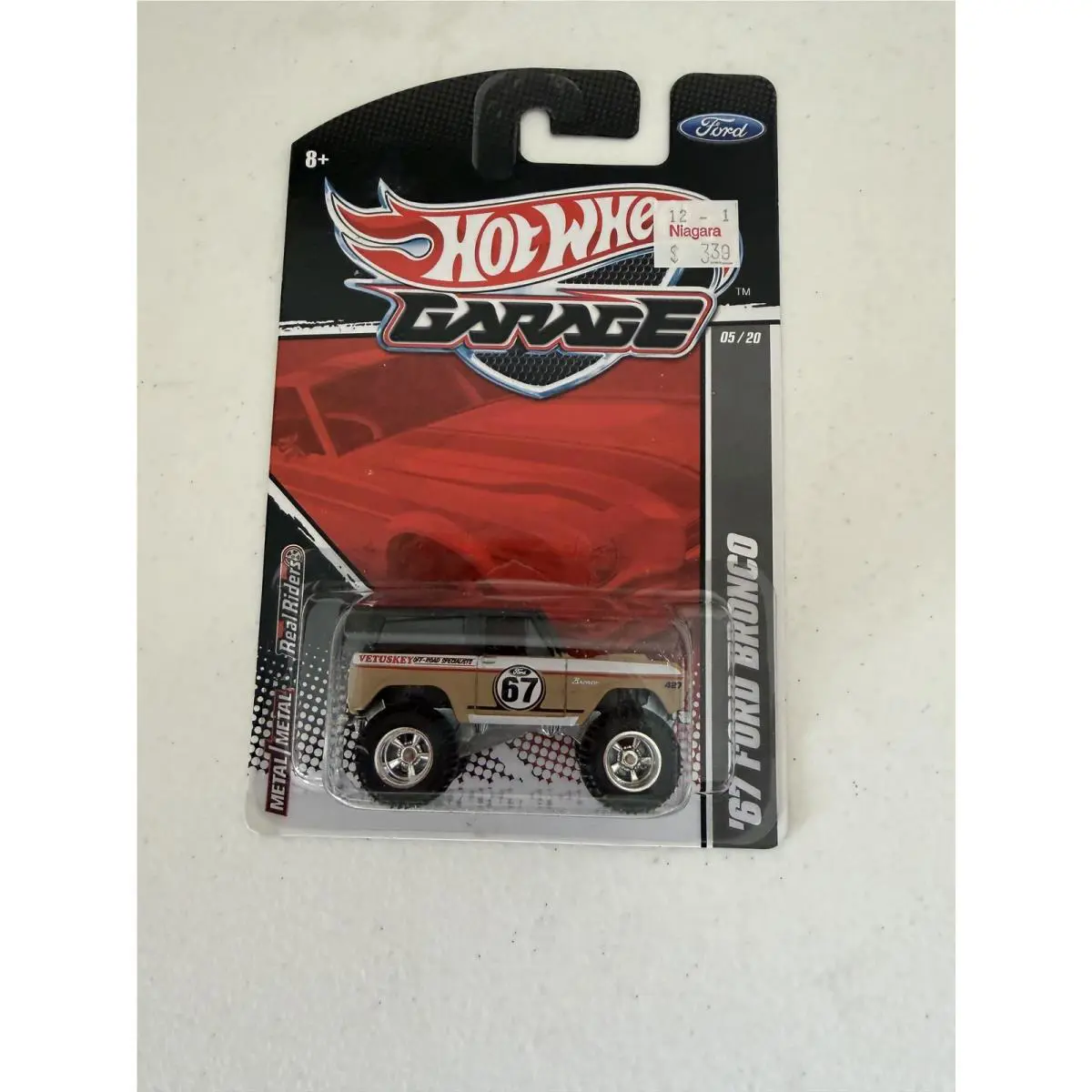 Hot Wheels Garage `67 Ford Bronco Tan Rare J52