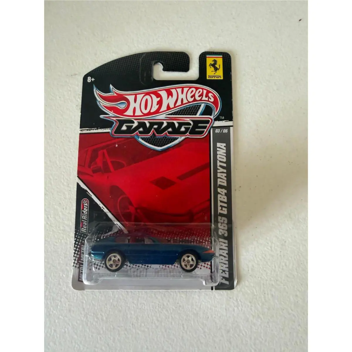Hot Wheels Garage Ferrari 365 GTB4 Daytona D44