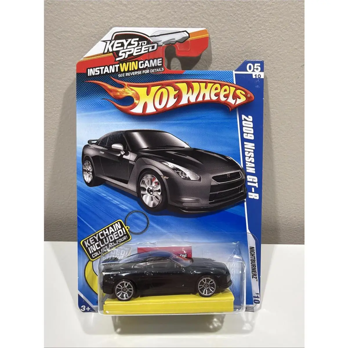 Hot Wheels 2009 Nissan Gt-r Black / with Keychain. C32