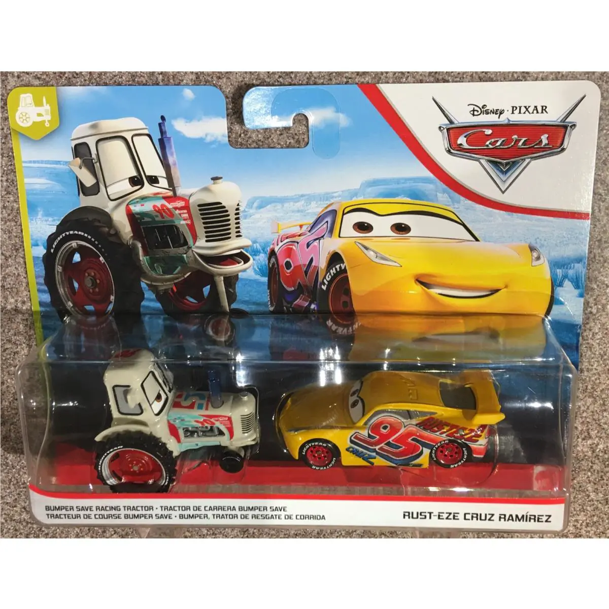 Disney Pixar Cars Bumper Save Racing Tractor Rust-eze Cruz Ramirez Mattel GCK20