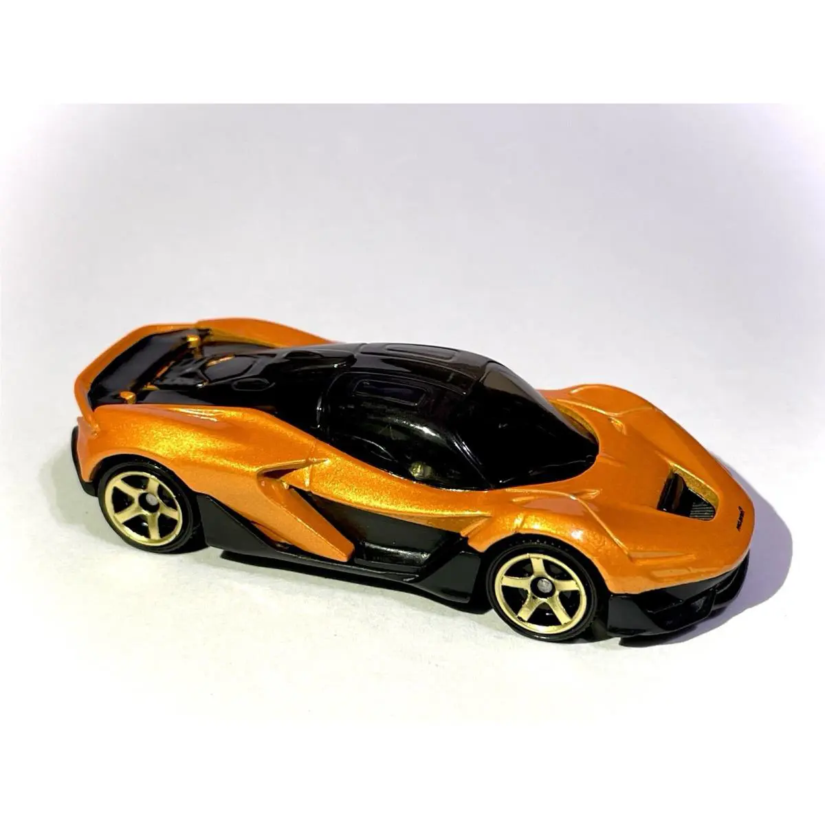 Hot Wheels Mclaren W1 Custom Made Pearl Metallic Orange Paint