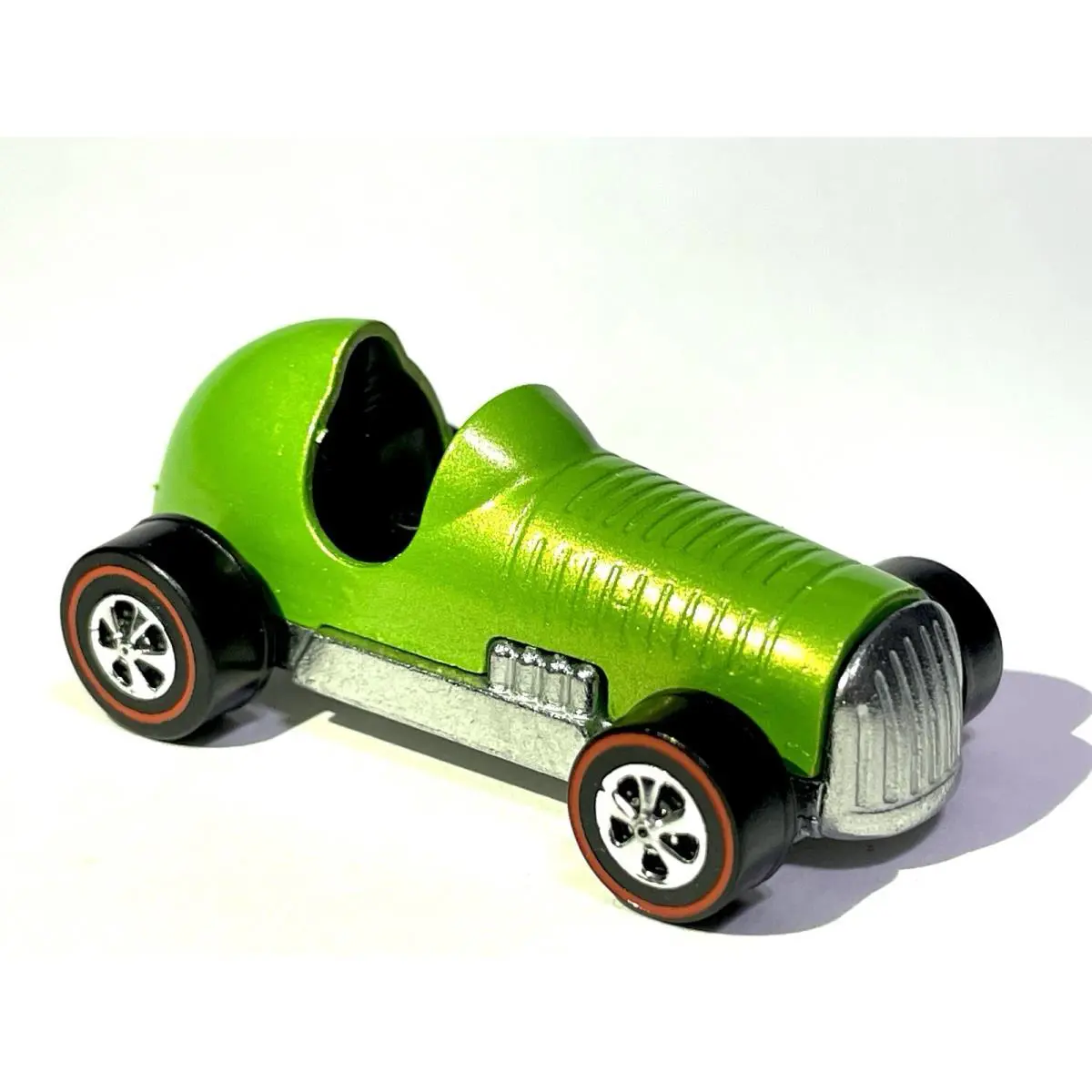 Hot Wheels Pass `N GO Monopoly Custom Made Candy Apple Green Redline