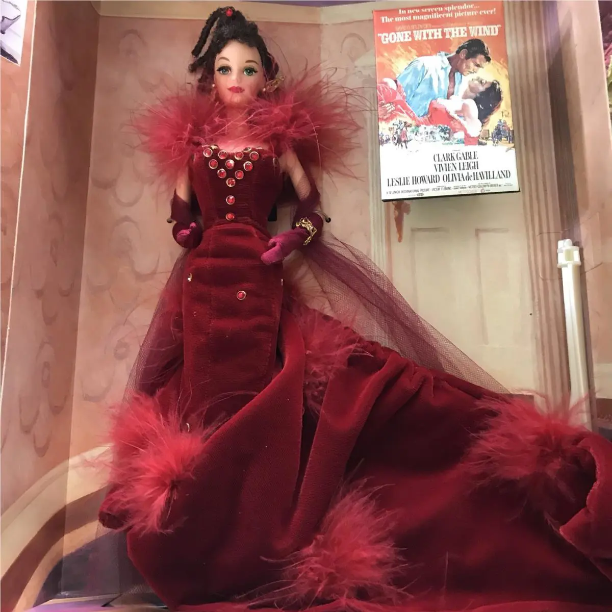 Mattel 1994 Hollywood Legends Barbie AS Scarlett Ohara Red Dress NF