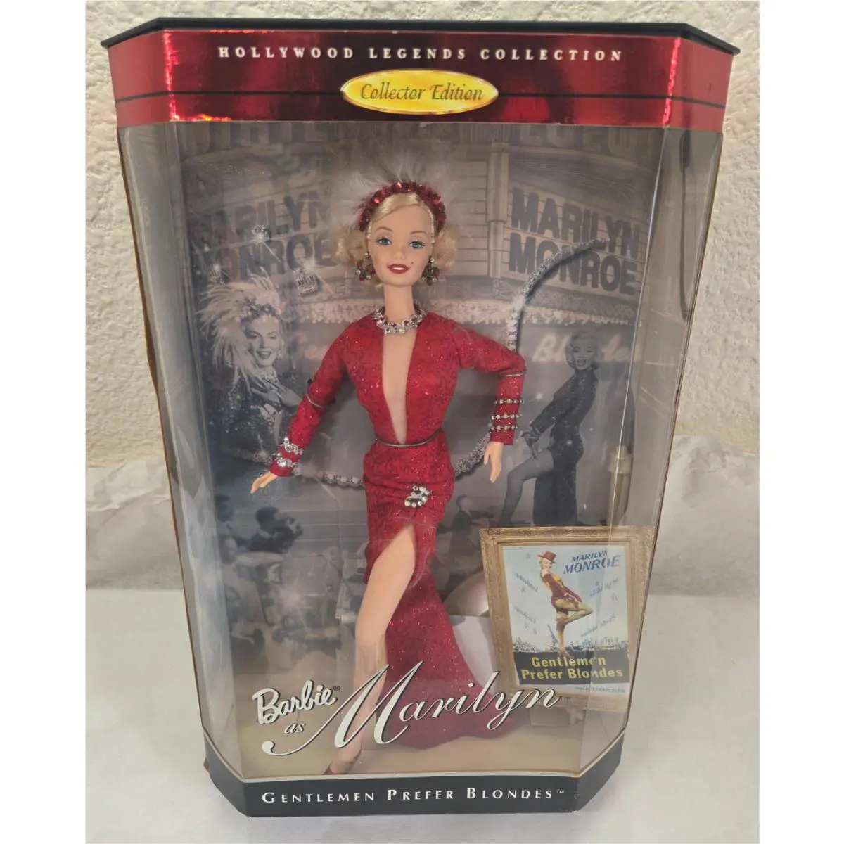 Marilyn Monroe Gentlemen Prefer Blondes Barbie Doll 1997 Mattel 17452 Red Dress