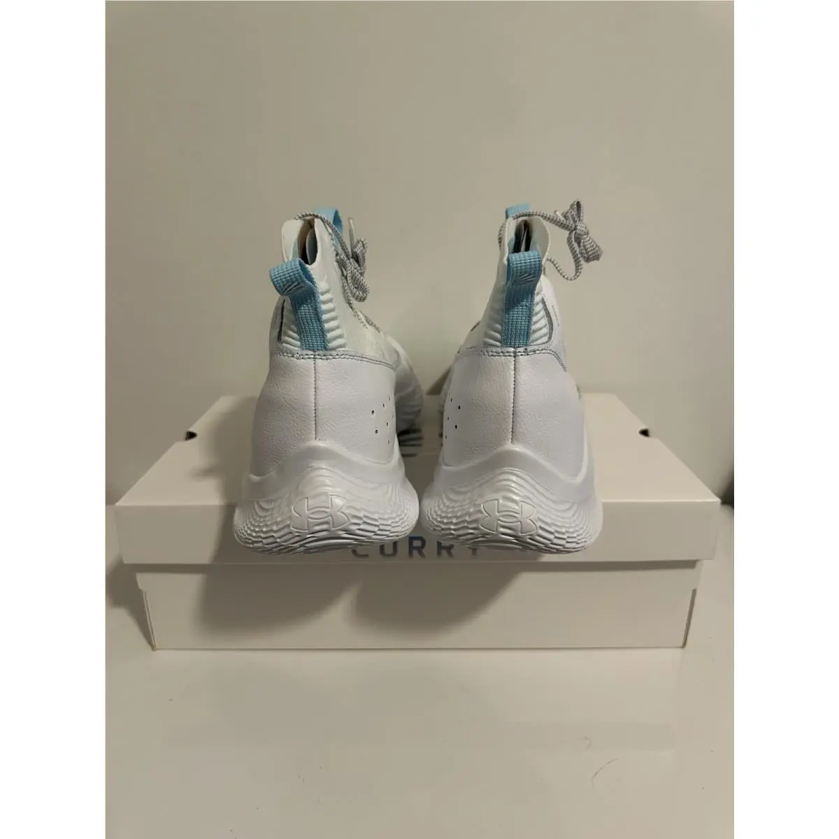 Under Armour shoes - Under Armour Curry 4 - Curry - 3024861-103 - White/Stream/Metallic Silver 3