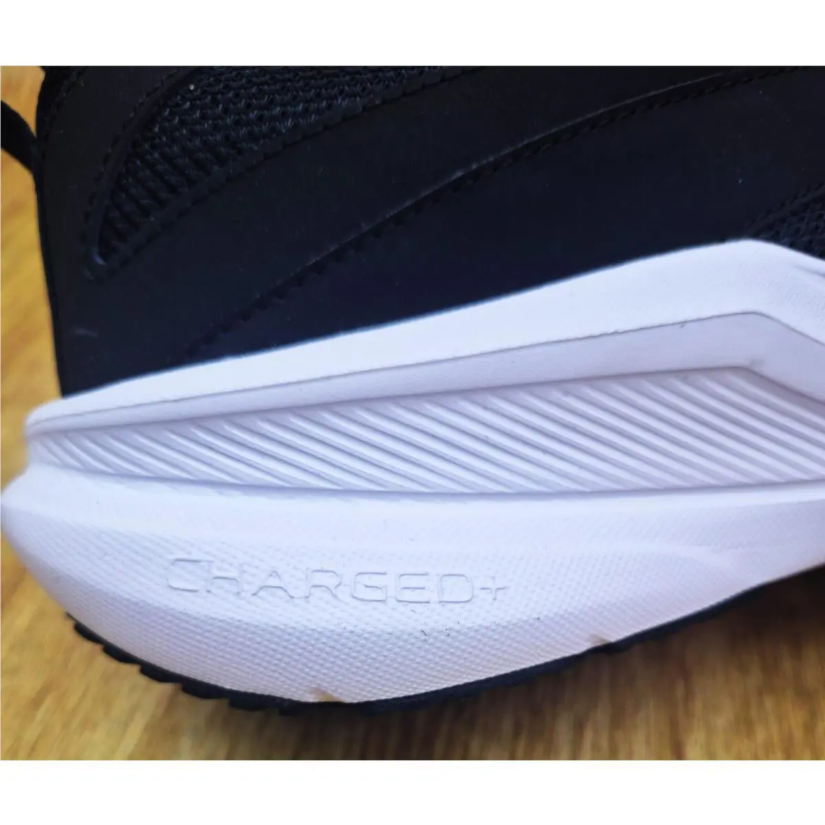 Under Armour shoes - Under Armour Charged Assert 11 - Black (UPC: 198633595861) 2