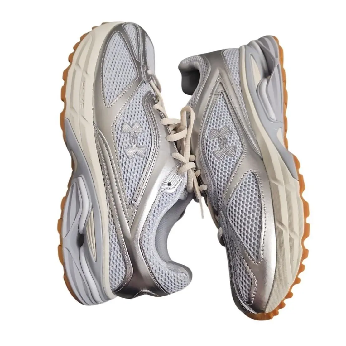 Under Armour Hovr Apparition Shoes Men 10.5 / Women 12 Silver Gray Gum Nwot