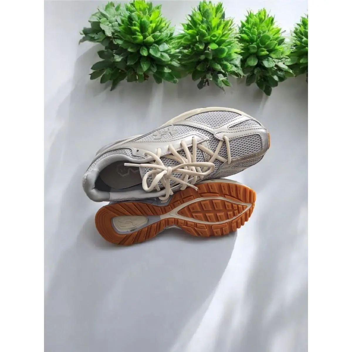 Under Armour shoes - Under Armour Apparition - Apparition - 3027595 102 - Silver 2