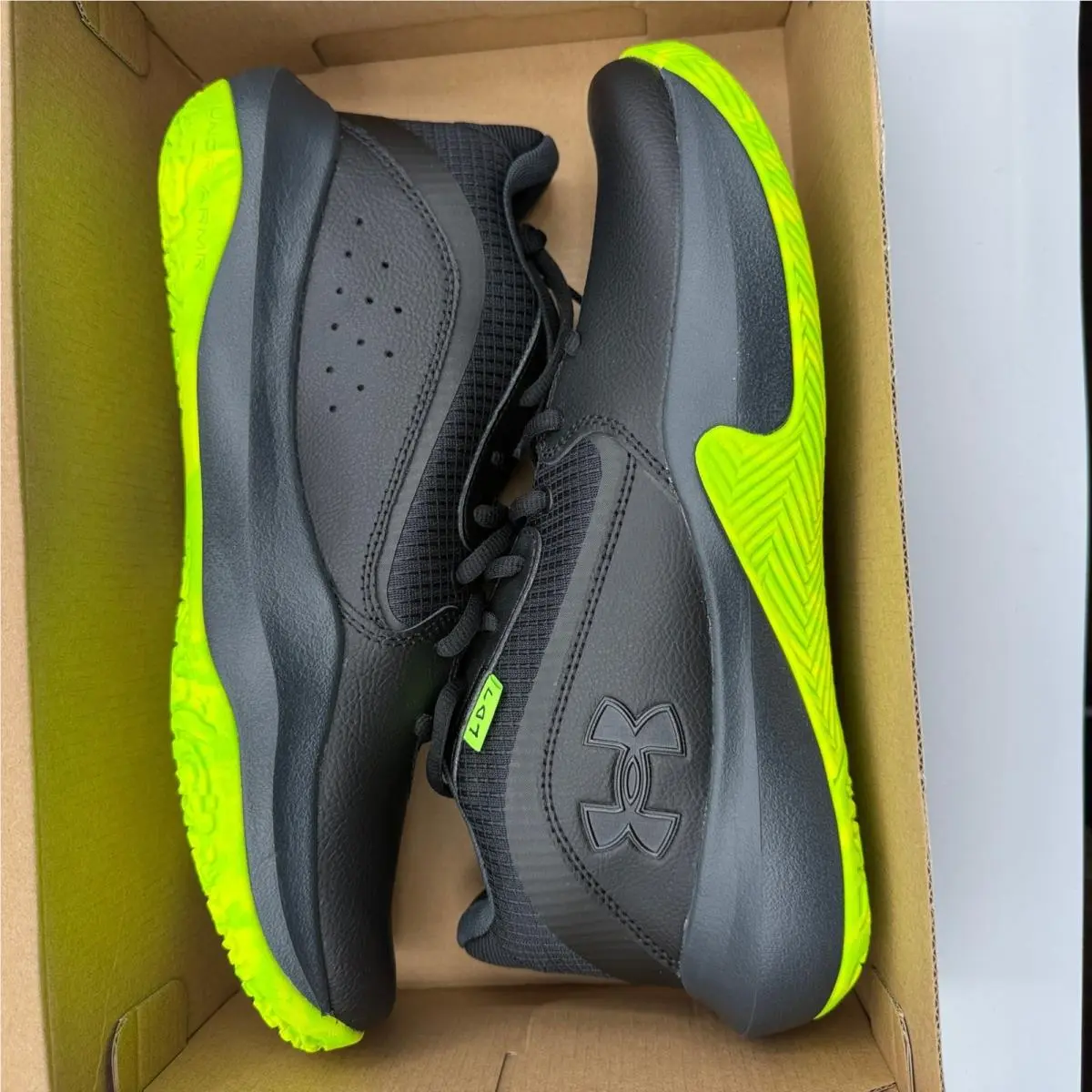 Under Armour shoes - UA Lockdown 7 - Lockdown - Black 5