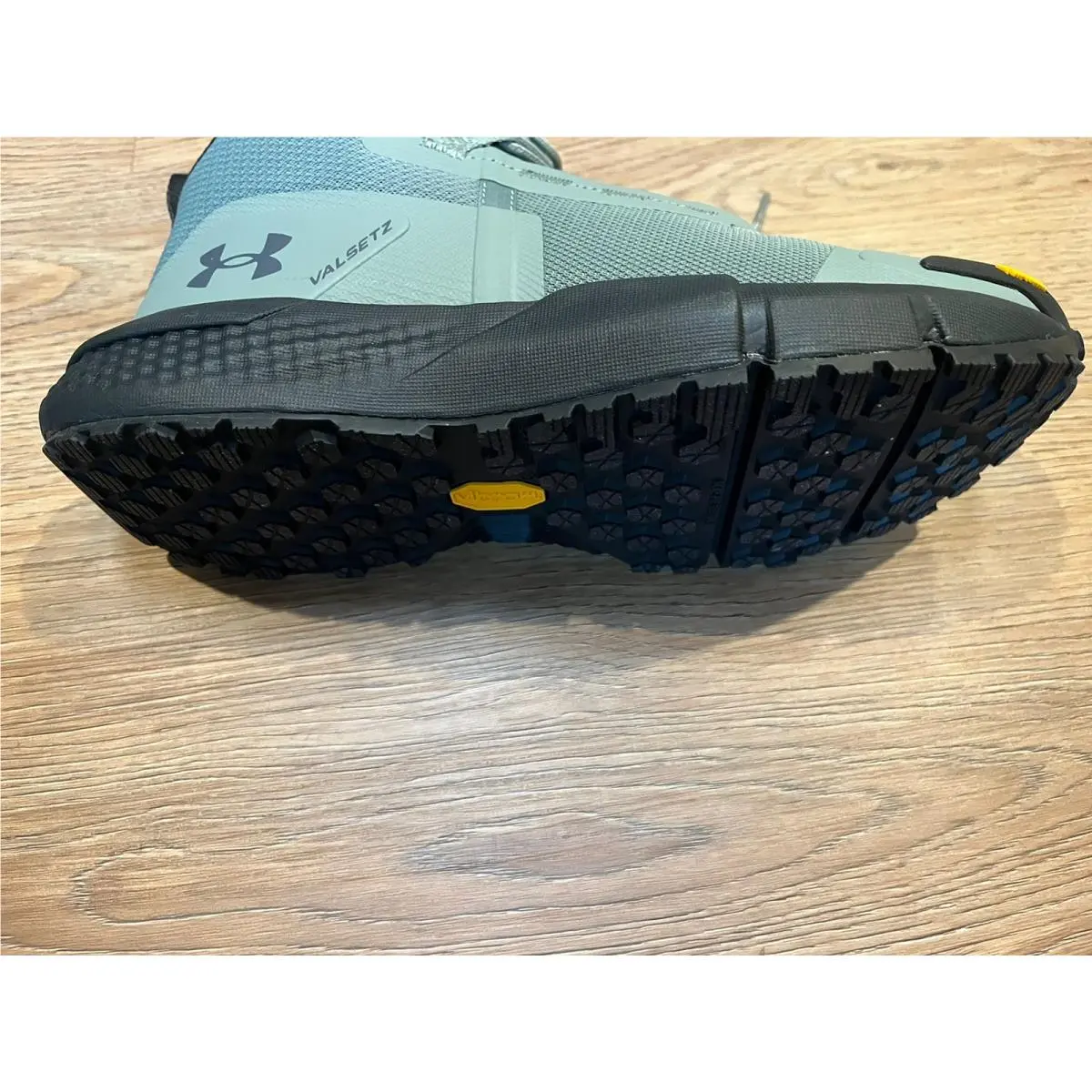 Under Armour shoes - UNDER ARMOUR Valsetz - Valsetz - Black 1