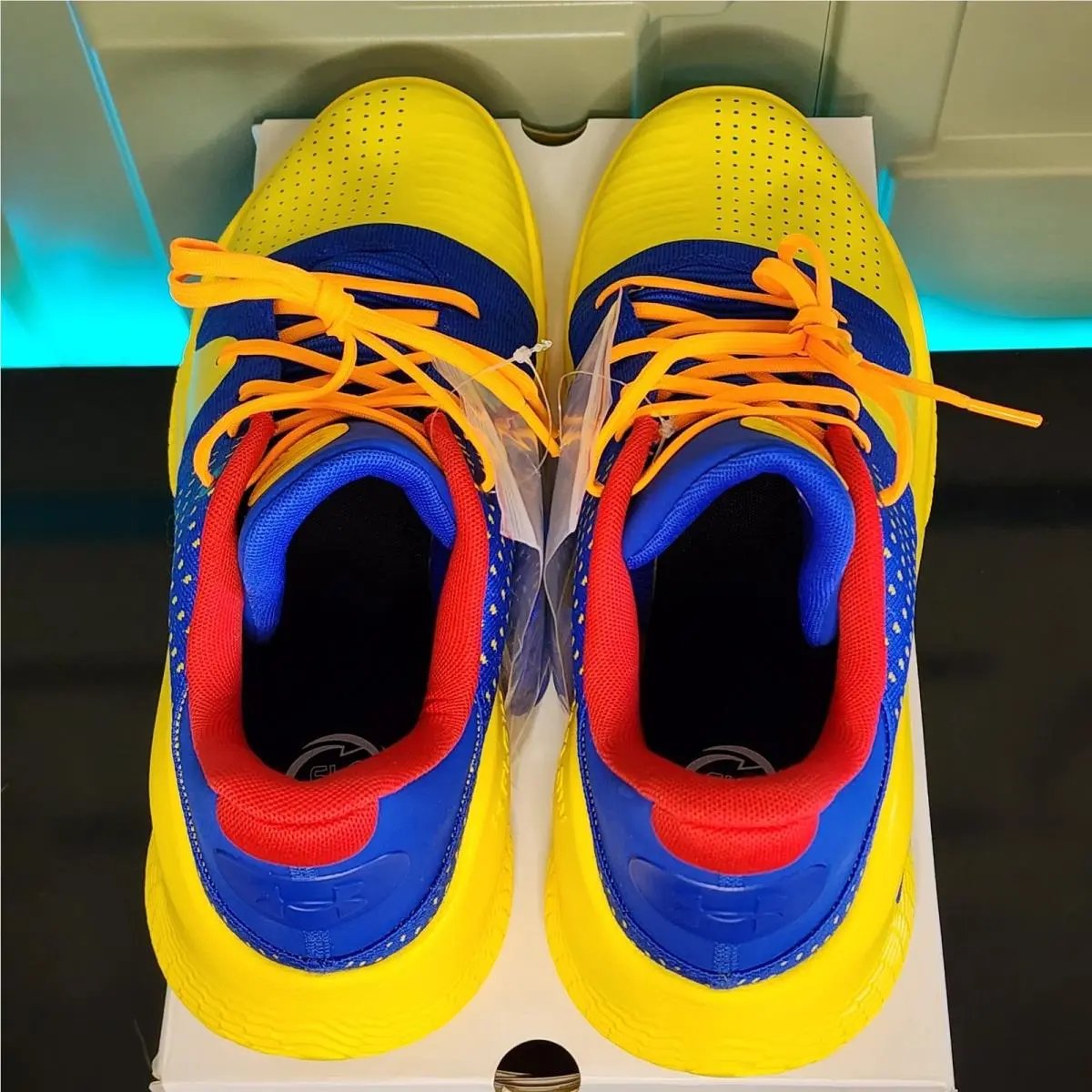 Under Armour shoes - Curry 4 Low Flotro - Curry Low Flotro - Multicolor 5